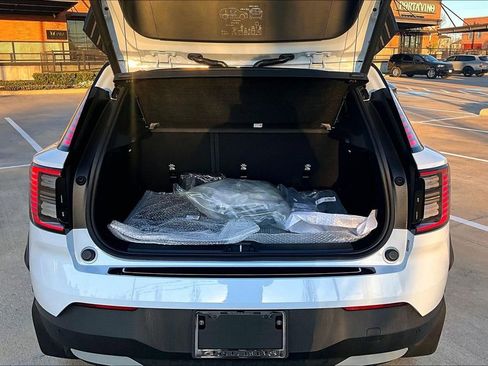 New 2026 Volvo EX30 Cross Country Ultra w/ Protection Package Premier image 45