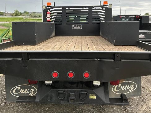 Used 2011 Ford F450 XL w/ PWR Equipment Group image 4