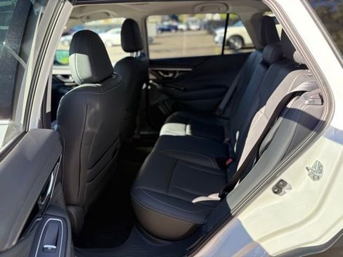 Used 2023 Subaru Outback Touring XT AWD/4WD image 15
