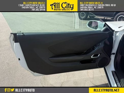 Used 2013 Chevrolet Camaro LT RWD image 17