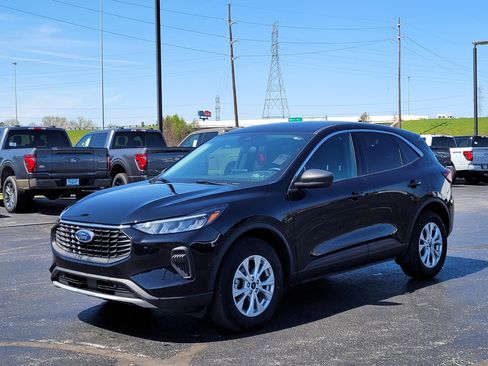 Used 2023 Ford Escape Active image 8