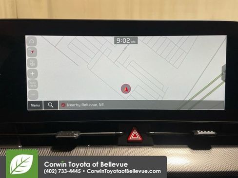 Used 2025 Kia Sportage SX image 16