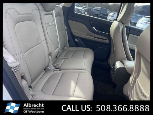 Used 2022 Lincoln Corsair Reserve w/ Equipment Group 201A image 18