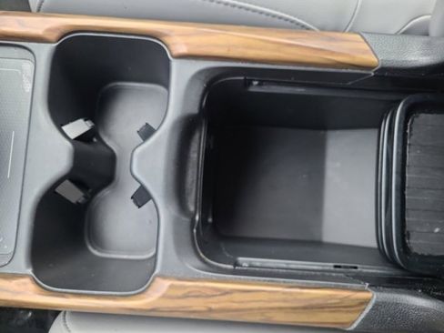 Used 2020 Honda CR-V Touring image 32