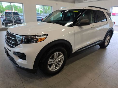 Used 2020 Ford Explorer XLT w/ Comfort Package AWD/4WD image 1
