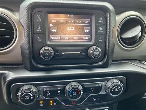 Certified 2020 Jeep Wrangler Sport image 12