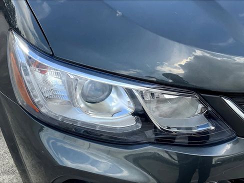 Used 2020 Chevrolet Sonic LT w/ RS Package FWD image 27