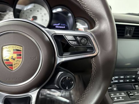 Certified 2017 Porsche 911 Carrera 4 AWD/4WD image 39