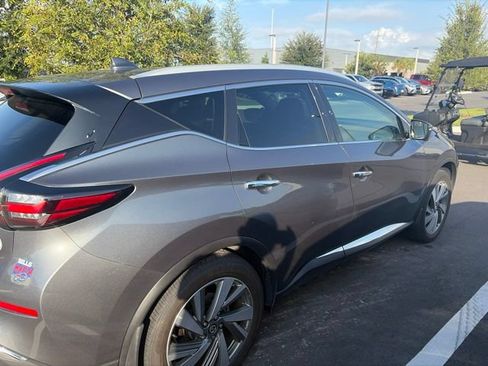 Used 2020 Nissan Murano SL w/ Moonroof Package FWD image 2