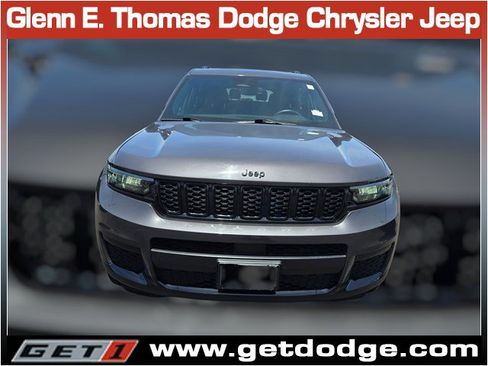 Certified 2022 Jeep Grand Cherokee L Laredo AWD/4WD image 2