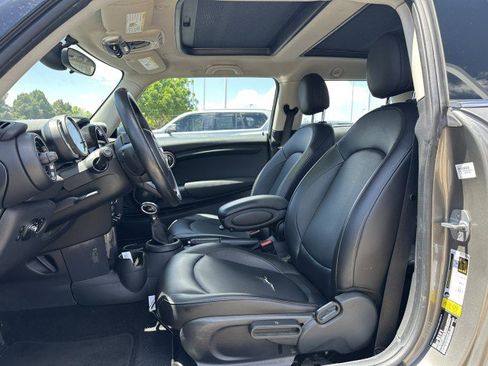 Used 2017 MINI Cooper 2-Door Hardtop FWD image 11