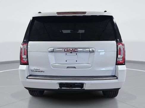 Certified 2019 GMC Yukon Denali w/ Denali Ultimate Package AWD/4WD image 5