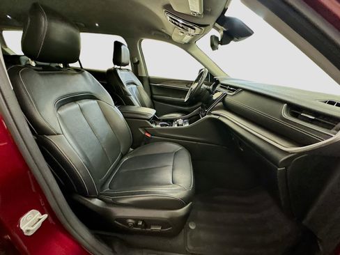 Used 2021 Jeep Grand Cherokee L Limited image 33