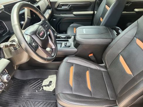 Used 2024 GMC Sierra 2500 AT4 w/ AT4 Premium Plus Package AWD/4WD image 12
