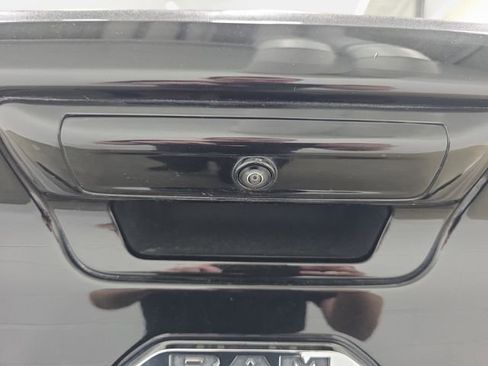 Used 2022 RAM 1500 Big Horn AWD/4WD image 34