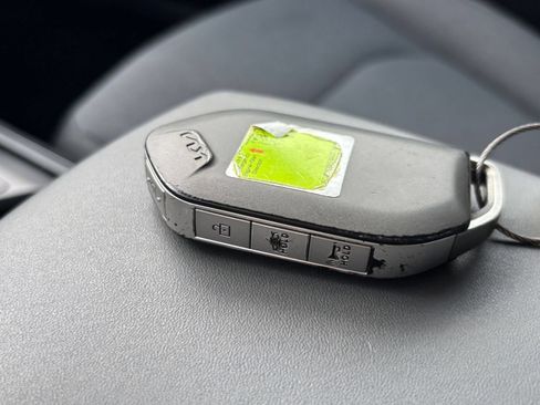 Used 2025 Kia K4 FWD image 21