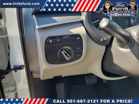 Used 2023 INFINITI QX50 Luxe FWD image 12