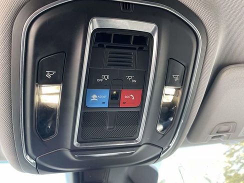 Used 2023 Jeep Grand Cherokee L Laredo image 23