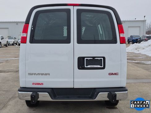 Used 2024 GMC Savana 2500 Work Van w/ Driver Convenience Package image 6