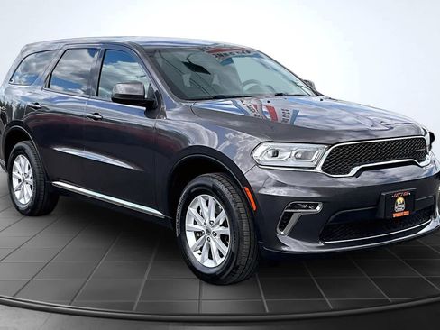 Used 2021 Dodge Durango SXT w/ 3rd Row Seating Group AWD/4WD image 22