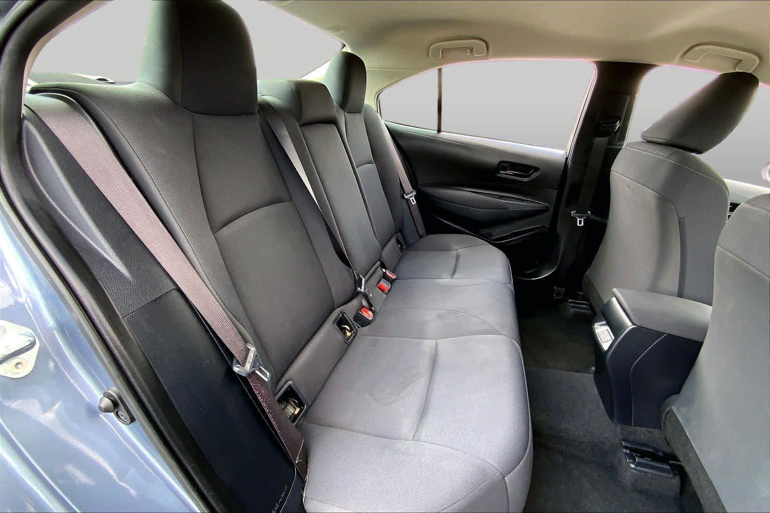 Used 2024 Toyota Corolla LE FWD image 19
