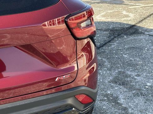 Used 2025 Chevrolet Trax RS image 7