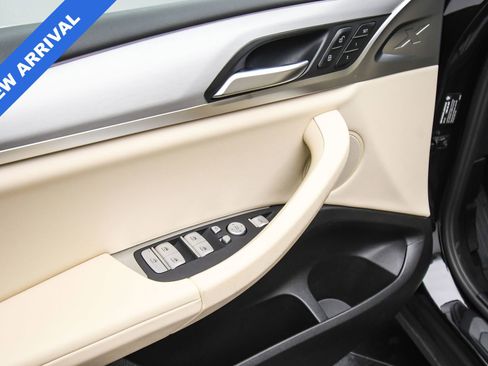 Used 2023 BMW X4 xDrive30i w/ Convenience Package image 44