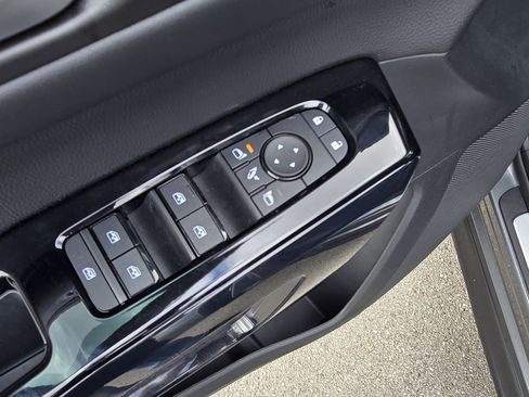 New 2026 Nissan Pathfinder Platinum w/ Cargo Package FWD image 20