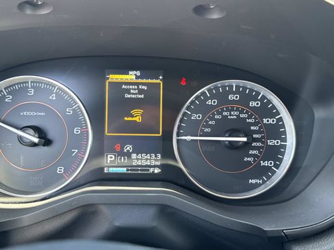 Used 2023 Subaru Crosstrek 2.5i Limited AWD/4WD image 17