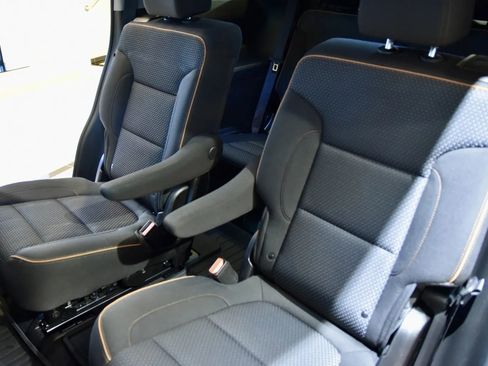 Used 2022 GMC Acadia AT4 w/ Trailering Package image 19