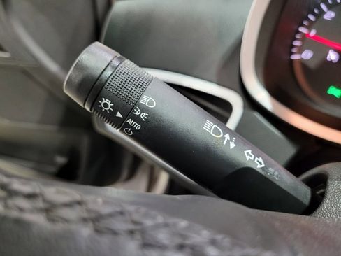 Used 2017 Chevrolet Equinox LT w/ Convenience Package image 43