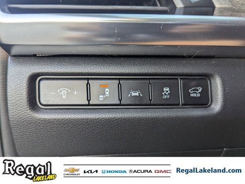 Used 2022 Kia Telluride EX w/ EX Premium Package image 25