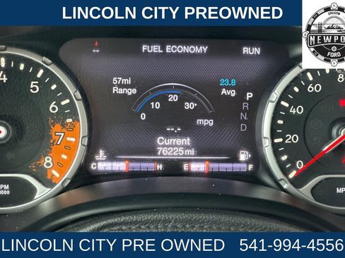 Used 2017 Jeep Renegade Latitude image 18