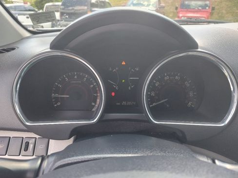 Used 2010 Toyota Highlander Sport FWD image 17