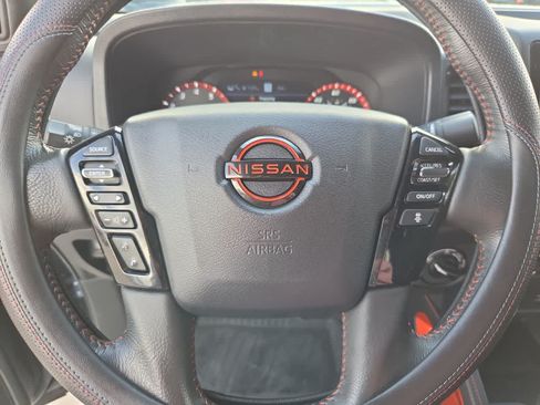 Used 2024 Nissan Frontier PRO-4X w/ Technology Package AWD/4WD image 23