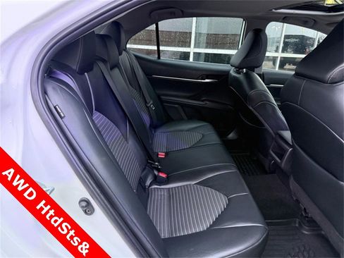 Used 2024 Toyota Camry SE image 12