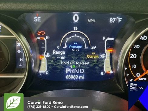 Used 2019 Jeep Wrangler Unlimited Sahara AWD/4WD image 16