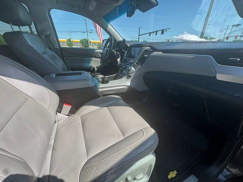 Used 2015 Chevrolet Suburban LT AWD/4WD image 25