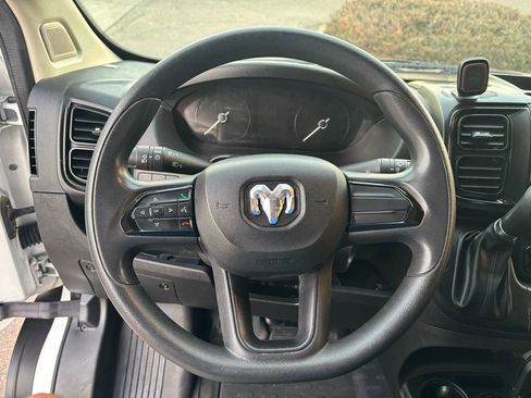 Used 2023 RAM ProMaster 2500 image 21