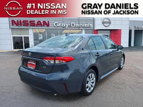Used 2024 Toyota Corolla LE FWD image 7