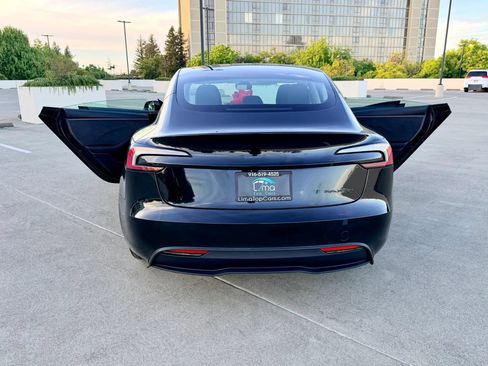 Used 2026 Tesla Model 3 AWD/4WD image 39