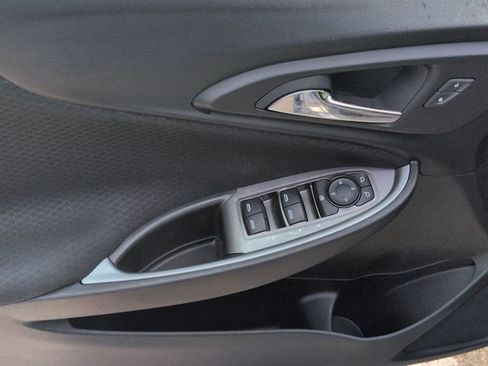 Used 2023 Chevrolet Malibu RS FWD image 25