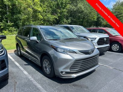 Used 2026 Toyota Sienna XLE