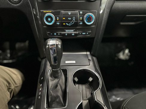 Used 2019 Ford Explorer XLT FWD image 22