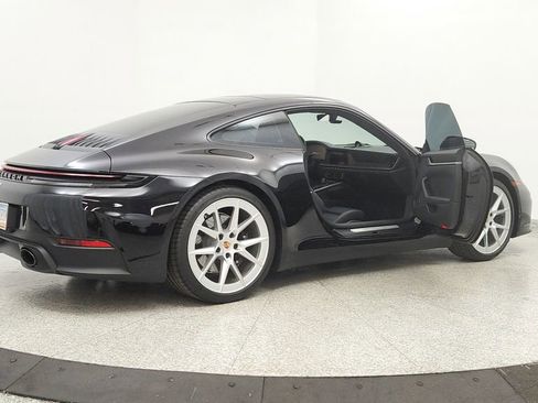 Used 2025 Porsche 911 Carrera RWD image 11
