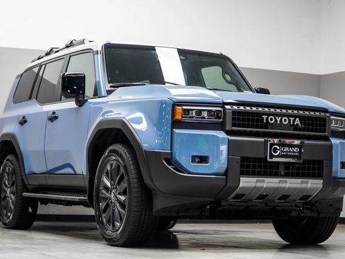 Used 2025 Toyota Land Cruiser w/ Premium Package image 8