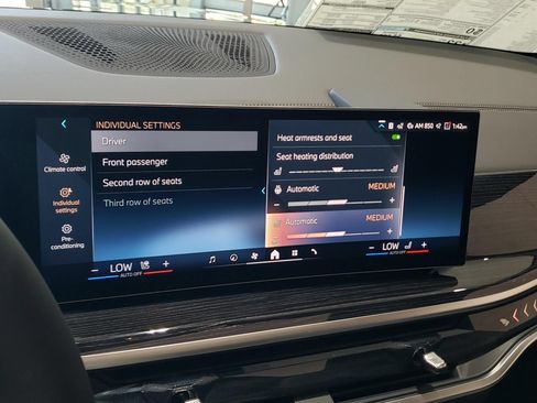 New 2027 BMW X7 xDrive40i w/ M Sport Package AWD/4WD image 24