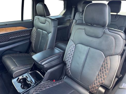 Used 2021 Jeep Grand Cherokee L Summit AWD/4WD image 13