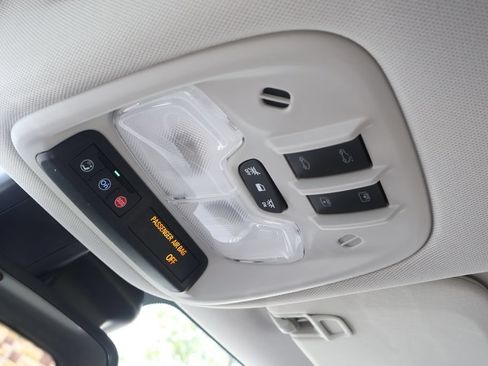 New 2026 Chevrolet TrailBlazer LT w/ Convenience Package FWD image 36