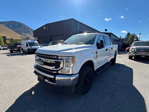 Used 2022 Ford F250 XLT image 3